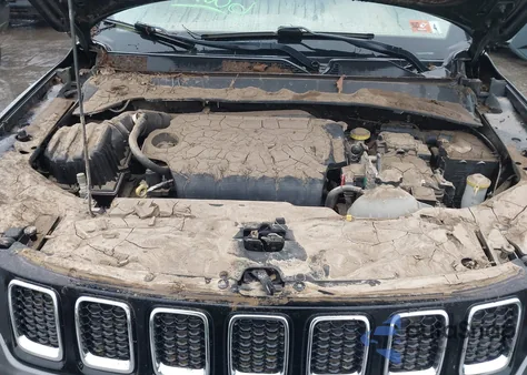 2018 Jeep Compass Latitude 4X4 from USA, damaged, VIN 3C4NJDBB2JT432456